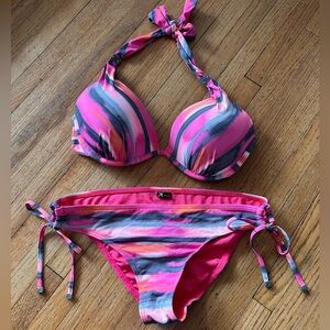 Like new (size tags removed) Oakley bikini